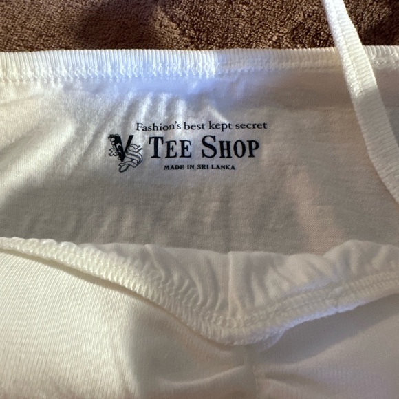 NWOT VICTORIA’S SECRET WHITE RUCHED CAMI (MEDIUM) - Picture 4 of 8
